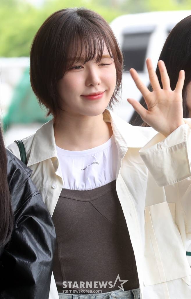 그룹 레드벨벳 웬디가 일본 공연을 위해 2일 오 후 서울 강서구 김포국제공항을 통해 출국하고 있다. 2023.05.02 /사진=임성균 기자 tjdrbs23@