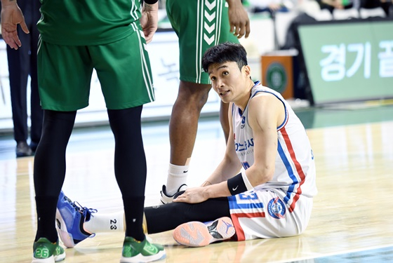 이대성(흰색 유니폼). /사진=KBL 제공