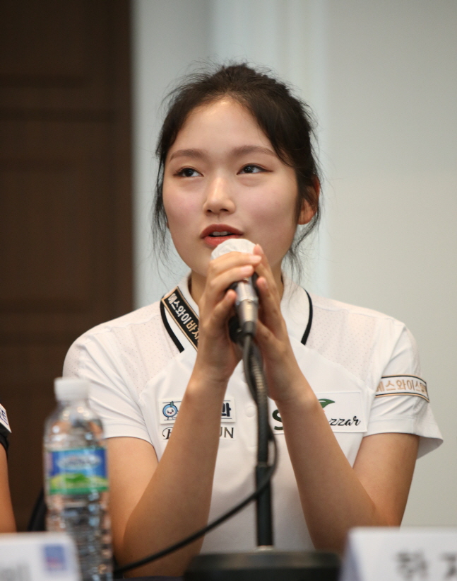 새 시즌 출사표를 밝히고 있는 한지은. /사진=PBA 투어