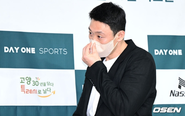 데이원 주장 김강선이 지난해 7월 열린 데이원 농구단 창단 기자간담회에 참석했다.