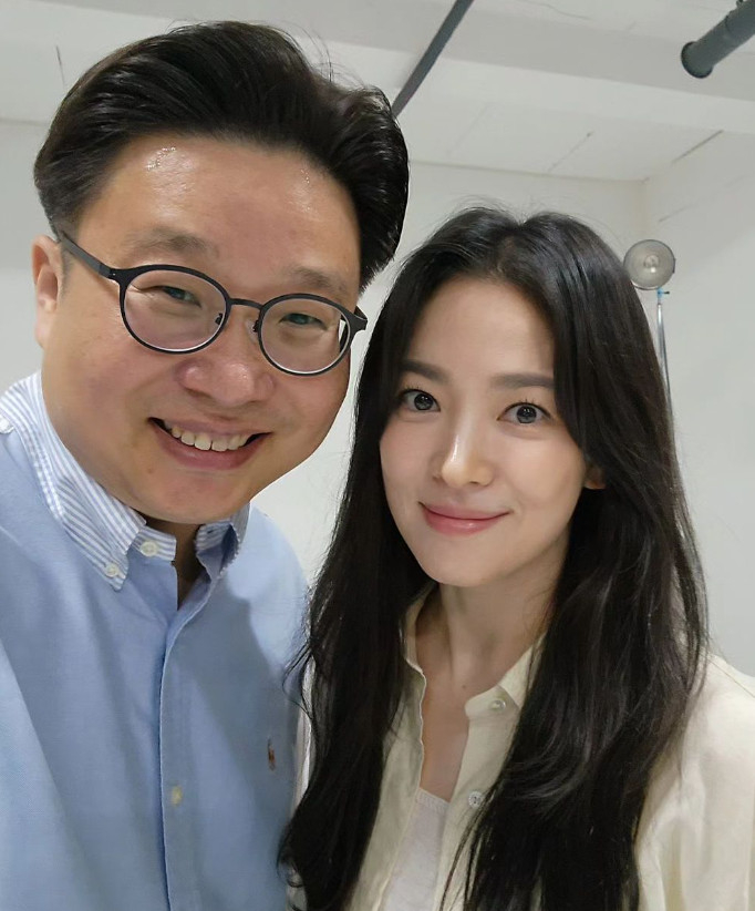 서경덕 교수, 송혜교 /사진=SNS