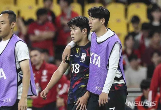 이강인(가운데)과 손흥민. /사진=뉴시스 제공