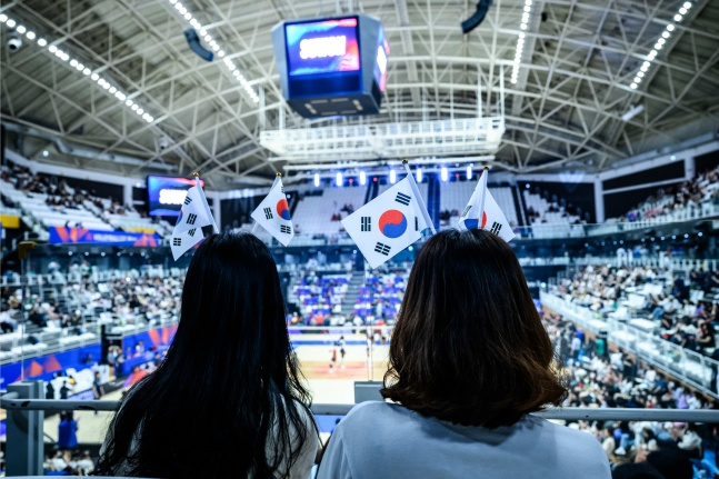 2890명의 팬들이 29일 서수원칠보체육관에서 열린 대한민국과 도미니카 공확국의 VNL 3주차 경기를 찾았다./사진=VNL