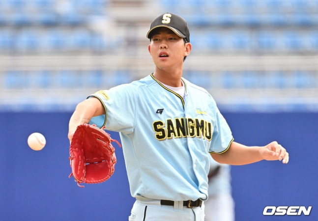 상무 시절 이상영의 모습.