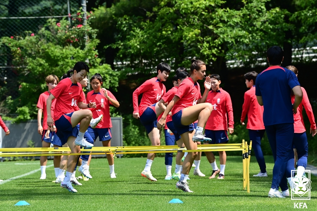 한국 여자 축구대표팀의 훈련 모습. /사진=대한축구협회