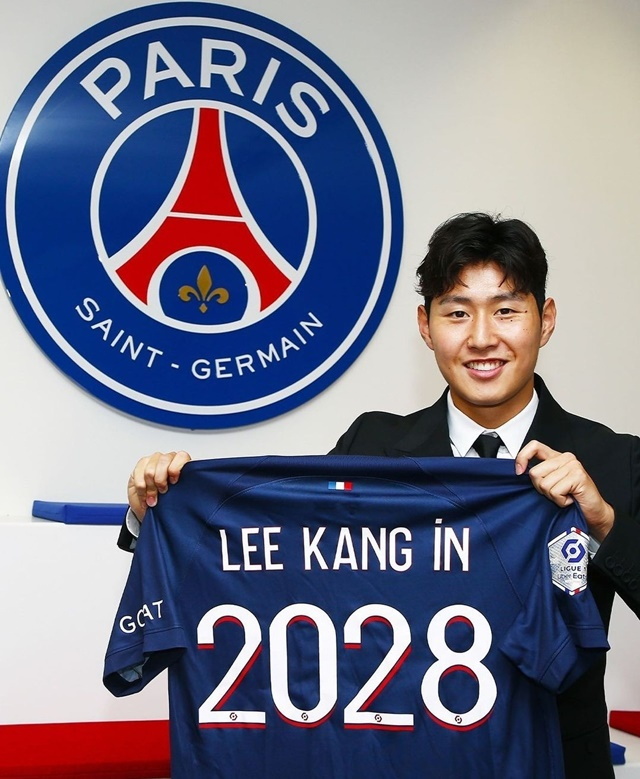 2028년까지 PSG와 계약한 이강인. /사진=PSG SNS