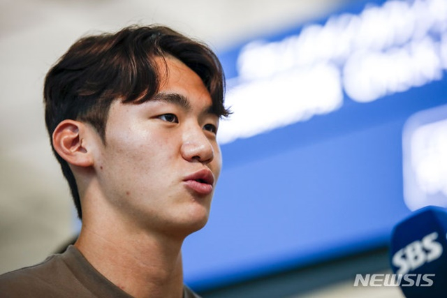 인터뷰하는 김지수. /사진=뉴시스 제공