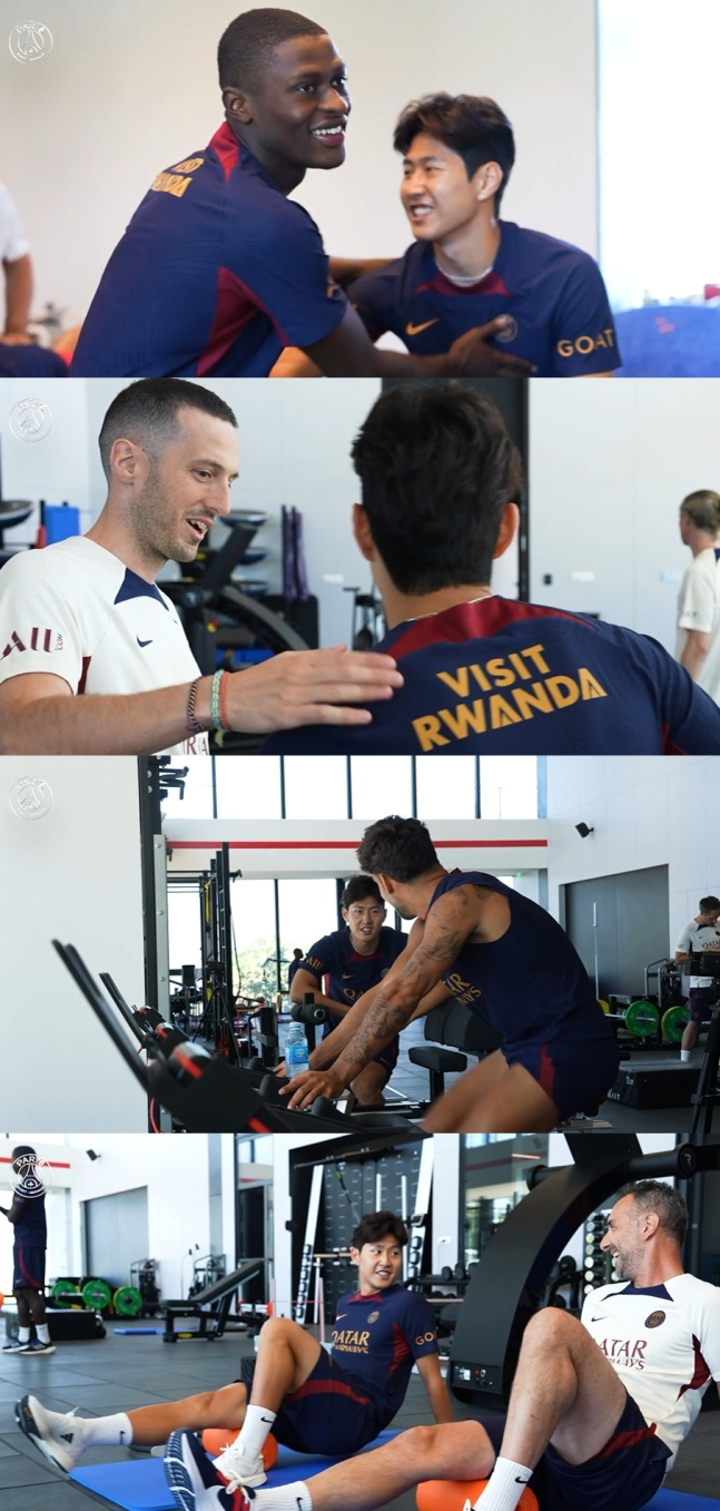 이강인이 PSG 훈련장에서 동료들과 인사하고 있다. /사진=PSG 공식 홈페이지 영상 갈무리