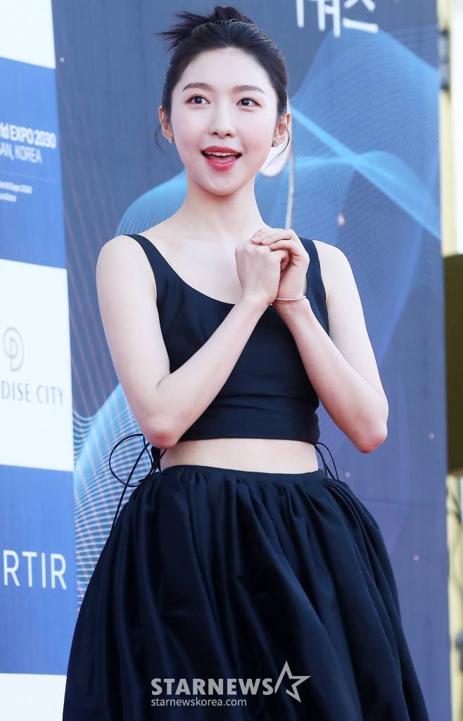 배우 주현영이 19일 오후 인천 파라다이스 시티에서 열린 '제2회 청룡시리즈어워즈(Bluedragon Series Awards)' 레드카펫 행사에 참석하고 있다. '청룡시리즈어워즈'는 넷플릭스부터 디즈니+(플러스), 시즌, 애플TV+(플러스), 왓챠, 웨이브, 카카오TV, 쿠팡플레이, 티빙이 제작하거나 투자한 국내 드라마와 예능을 대상으로 한 국내 최초, 단독 시상식이다. 2023.07.19 /사진=김창현 기자 chmt@
