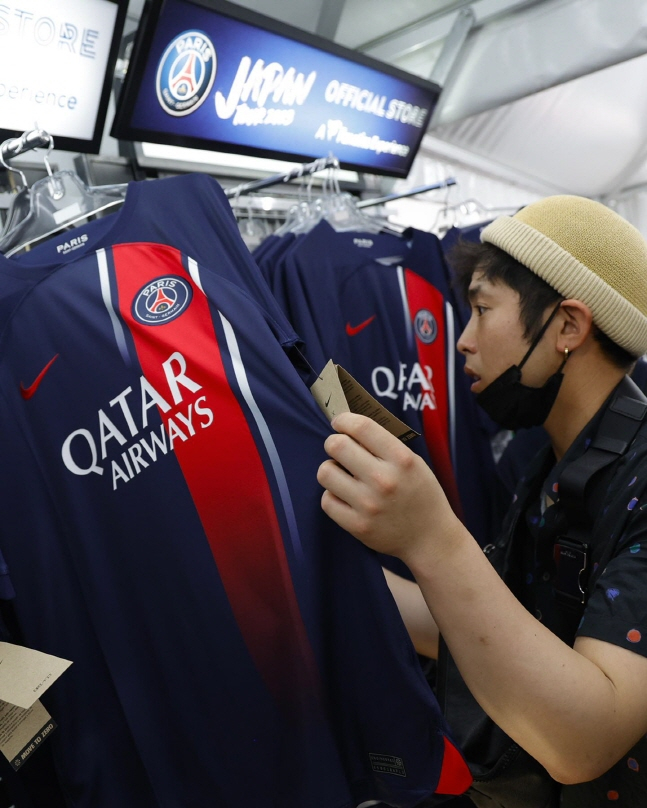일본 내 PSG 공식 매장. /사진=PSG 구단 공식 SNS