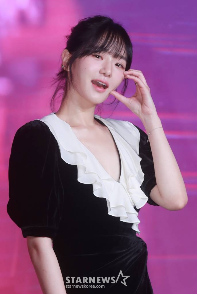 배우 박규영이 26일 오전 서울 마포구 호텔 나루에서 진행된 넷플릭스 오리지널 시리즈 '셀러브리티' 제작발표회에 참석해 포즈를 취하고 있다. 유명해지기만 하면 돈이 되는 세계에 뛰어든 아리가 마주한 셀럽들의 화려하고도 치열한 민낯을 그린 넷플릭스 시리즈 셀러브리티'는 오는 30일 공개된다. /2023.06.26 /사진=이동훈 기자 photoguy@