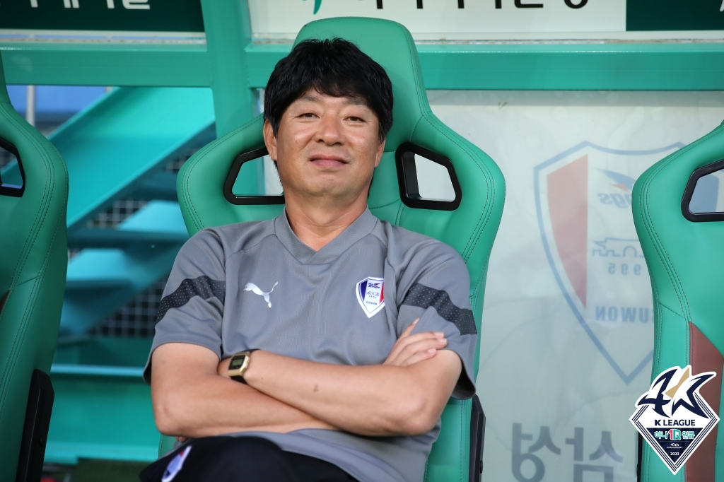 김병수 감독. /사진=한국프로축구연맹