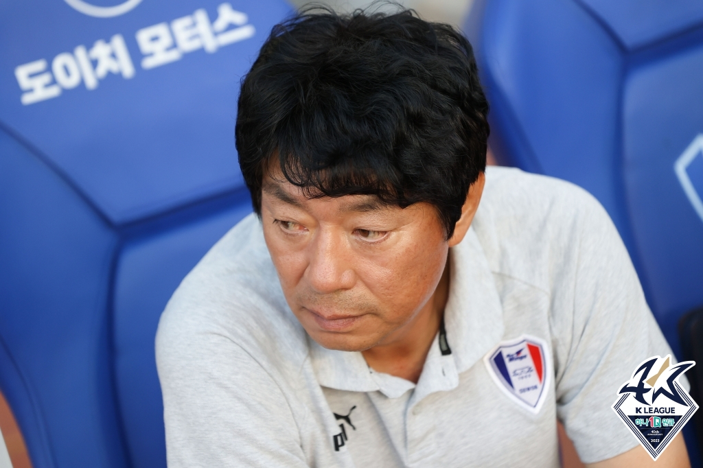 김병수 수원 감독. /사진=한국프로축구연맹