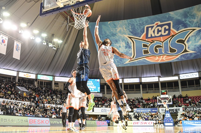 KCC 경기들. /사진=KBL 제공