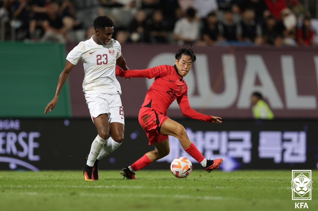홍윤상(오른쪽). /사진=KFA