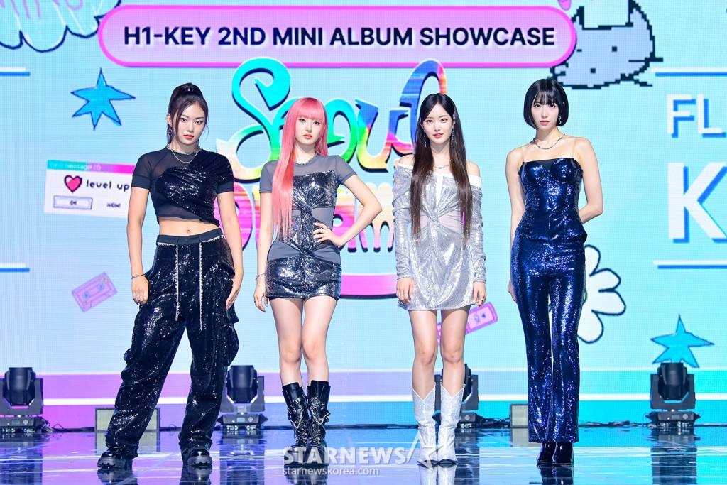 그룹 하이키(H1-KEY)가 30일 서울 용산구 블루스퀘어 마스터카드홀에서 진행된 두 번째 미니 앨범 '서울 드리밍'(Seoul Dreaming) 발매기념 쇼케이스에서 포즈를 취하고 있다. /사진제공=그랜드라인그룹 2023.08.30 /사진=이동훈