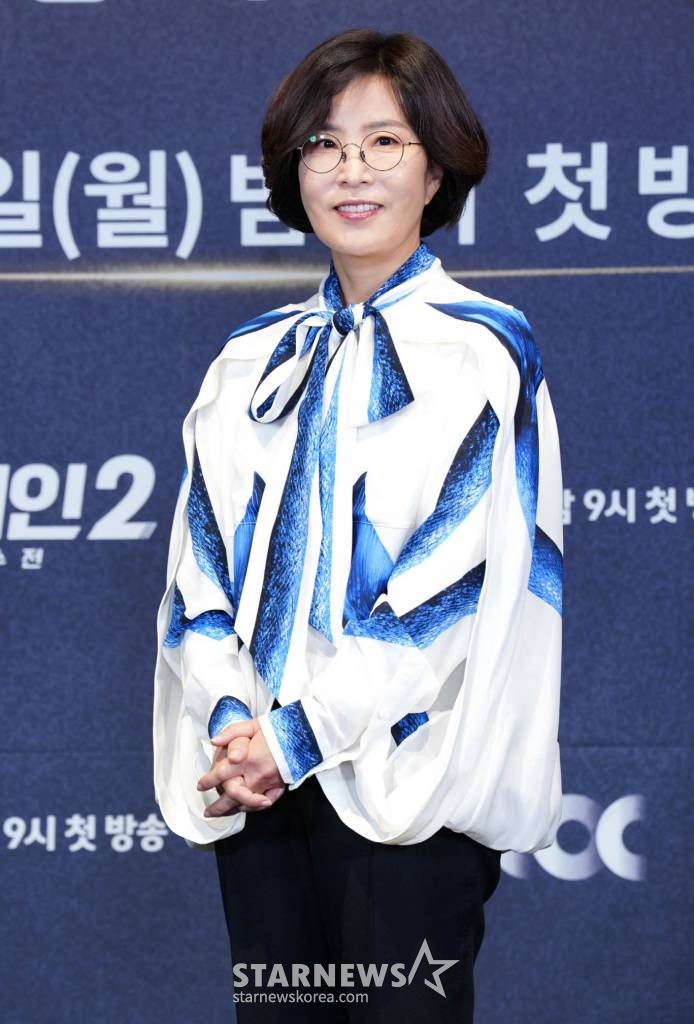 가수 이선희가 6일 오전 온라인으로 진행된 JTBC 예능프로그램 '싱어게인 시즌 2-무명가수전'의 온라인 제작발표회에 참석해 포즈를 취하고 있다. 2021.12.06 <사진제공=JTBC> /사진=임성균 기자 tjdrbs23@