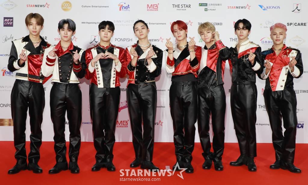 그룹 TFN이 13일 오후 일본 나고야 니혼가이시홀에서 열린 스타뉴스-미디어보이 주최 '2022 Asia Artist Awards IN JAPAN'(2022 아시아 아티스트 어워즈, 이하 2022 AAA) 레드카펫 행사에 참석해 포즈를 취하고 있다. 스타뉴스와 미디어보이가 주최하고 Asia Artist Awards 조직위원회와 더스타파트너, 컬쳐 엔터테인먼트가 공동 주관한 글로벌 NO.1 시상식 '2022 AAA'는 올 한 해 동안 국내외에서 많은 사랑을 받은 가수, 배우들이 참석해 눈을 뗄 수 없는 화려한 글로벌 축제의 장을 펼쳤다. /2022.12.13 /사진=이동훈 기자 photoguy@