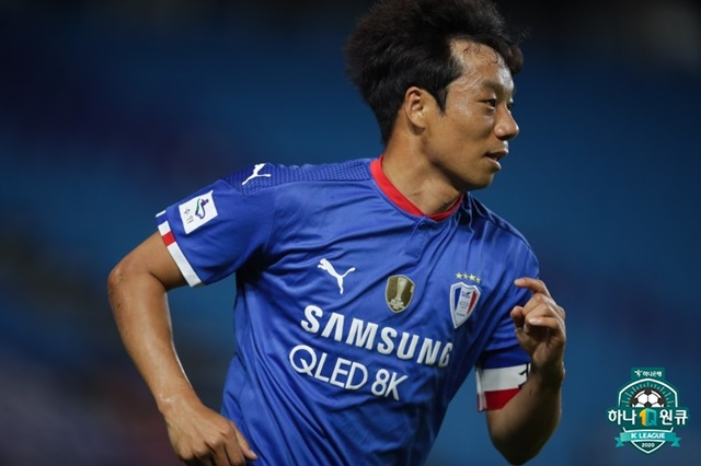 감독대행을 맡게 된 염기훈. /사진=한국프로축구연맹 제공