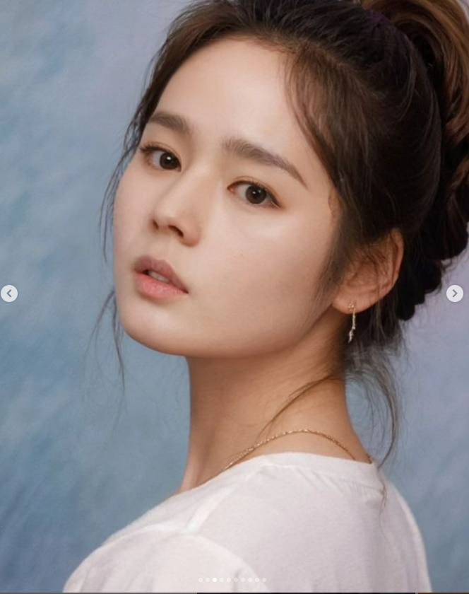 한가인, AI가 더 못생긴 건 처음..어플 파괴시킨 '美친 미모' | 스타뉴스