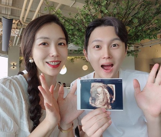 나는 솔로 4기 출연자 영숙(왼쪽), 정식 /사진=4기 영숙