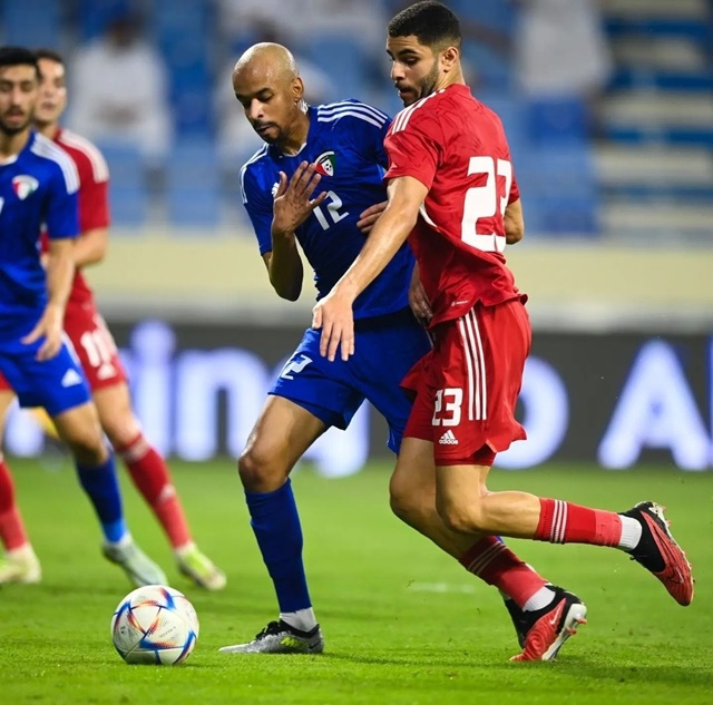 쿠웨이트-UAE(빨간색 유니폼) 경기. /사진=UAE 축구협회 SNS