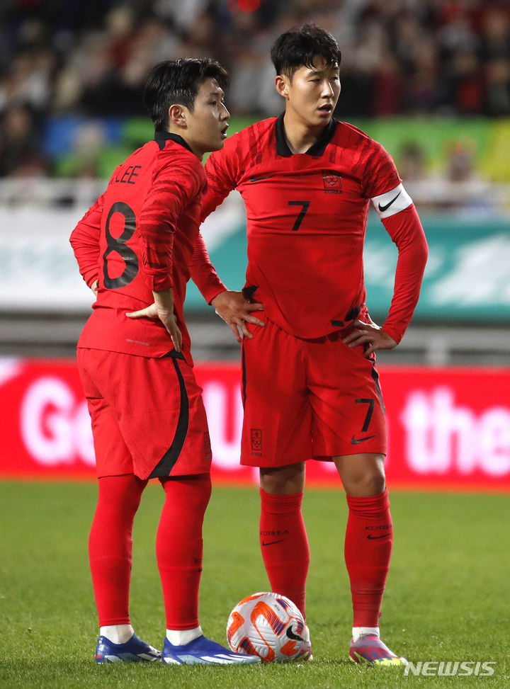 이강인(왼쪽)과 손흥민. /사진=뉴시스
