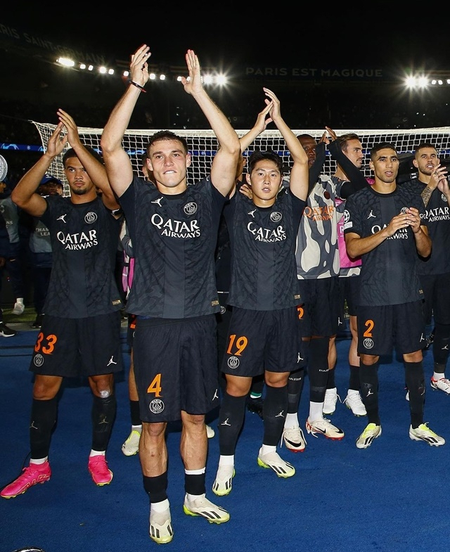 이강인(가운데). /사진=PSG 공식 SNS