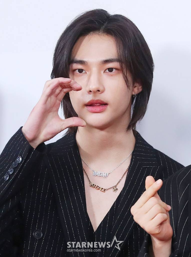 그룹 스트레이키즈 현진이 10일 오후 인천 남동체육관에서 진행된 '2023 더팩트 뮤직 어워즈(TMA)' 레드카펫 행사에 참석해 포즈를 취하고 있다. 2023.10.10 /사진=김창현