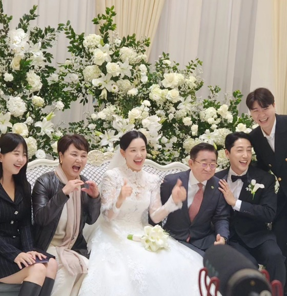 박수홍 아내 김다예(왼쪽부터), 이경실, 손헌수 아내, 이홍렬, 손헌수, 박수홍 /사진=손헌수