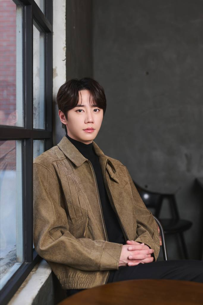 영화 '용감한 시민'의 배우 이준영이 19일 오전 진행된 인터뷰를 위해 포즈를 취하고 있다. /사진제공=마인드마크 2023.10.19 /사진=이동훈