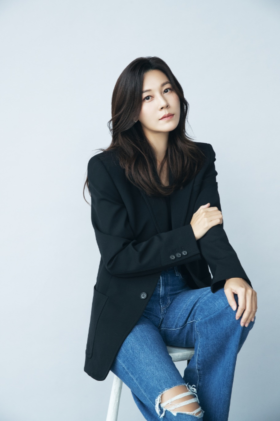 배우 김하늘./사진제공=아이오케이컴퍼니