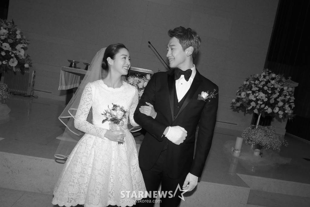 김태희(왼쪽), 비 /사진제공=루아엔터테인먼트
