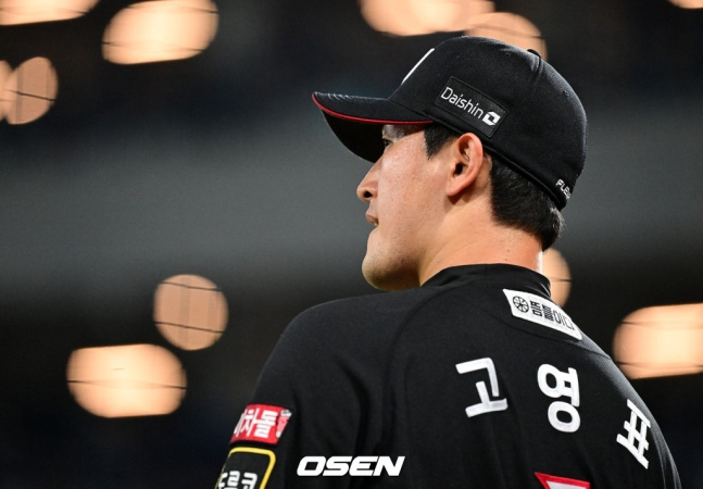 2일 창원NC파크에서 열린 2023 KBO 플레이오프 2차전 KT 선발 고영표.