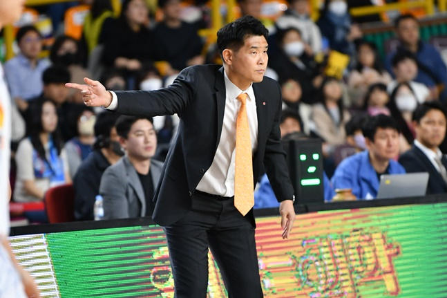 LG 조상현 감독. /사진=KBL
