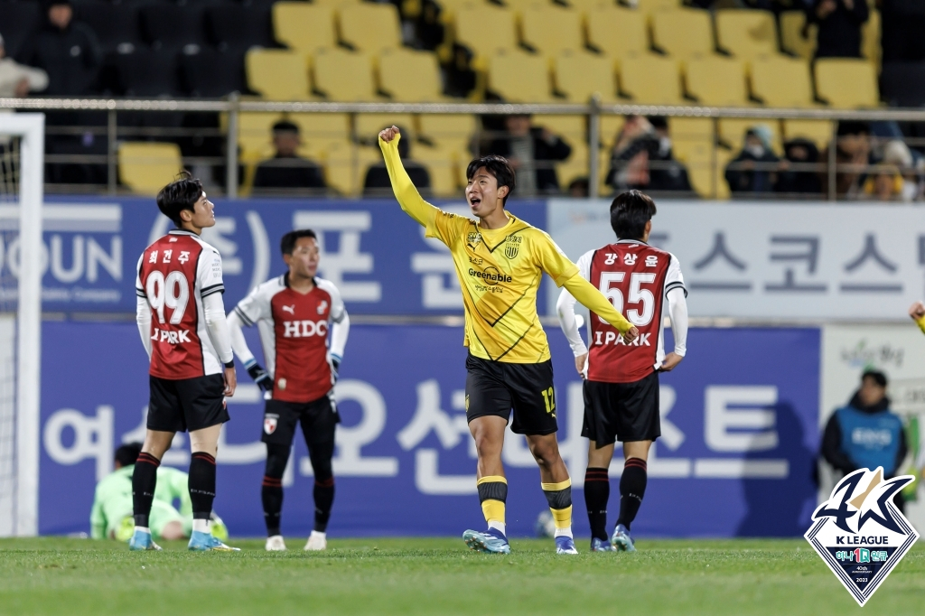 전남 드래곤즈-부산 아이파크 경기 모습. /사진=한국프로축구연맹