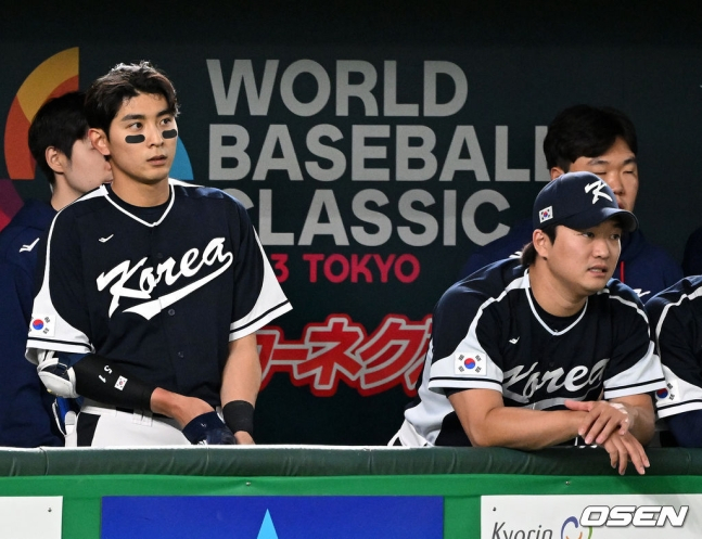 WBC 대표팀에서 함께한 이정후(왼쪽)와 고우석.