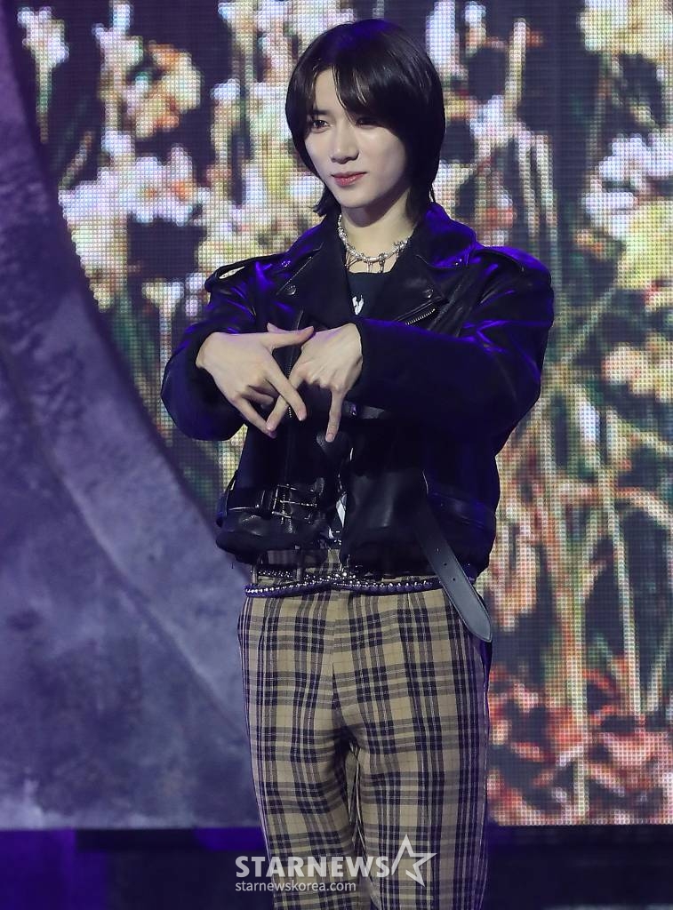 보이 그룹 투모로우바이투게더(TXT) 범규가 12일 오후 서울 동대문구 회기동 경희대학교 평화의 전당에서 진행된 정규 3집 '이름의 장: FREEFALL' 발매 기념 쇼케이스에 참석해 포즈를 취하고 있다. 투모로우바이투게더의 이번 앨범 타이틀곡 'Chasing That Feeling'은 1980년대 감성의 뉴 웨이브 장르 곡이다. 2023.10.12 /사진=김창현