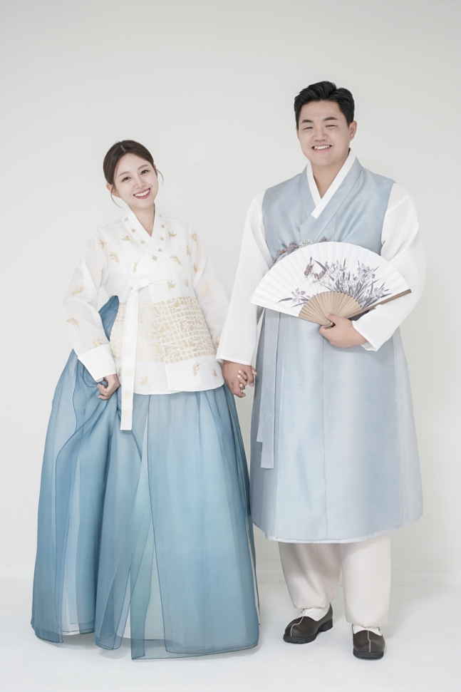 장현식-송지영 커플. /사진=KIA 타이거즈