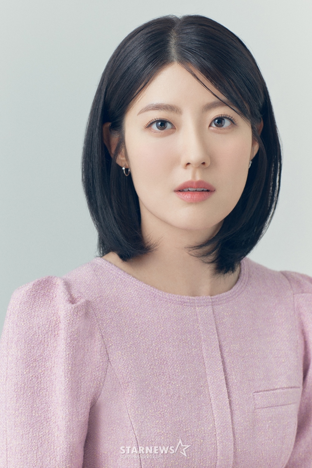 배우 남지현이 24일 오전 서울 강남구 라운지365에서 진행된 유플러스 드라마 '하이쿠키' 관련 인터뷰를 위해 포즈를 취하고 있다. '하이쿠키'는 한입만 먹어도 자신의 욕망을 실현시켜주는 의문의 수제 쿠키가 엘리트 고등학교를 집어삼키면서 벌어지는 이야기다. / 사진제공 = 매니지먼트 숲 /사진=김창현