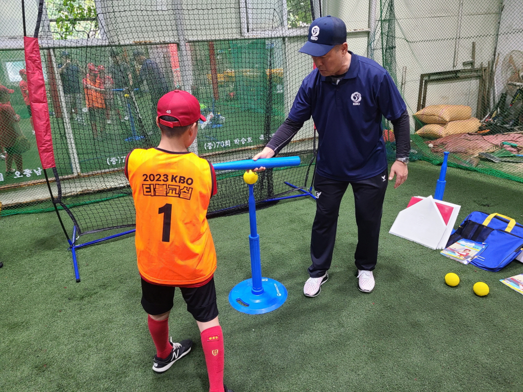 2023년 찾아가는 티볼교실 교육 모습. /사진=KBO 제공