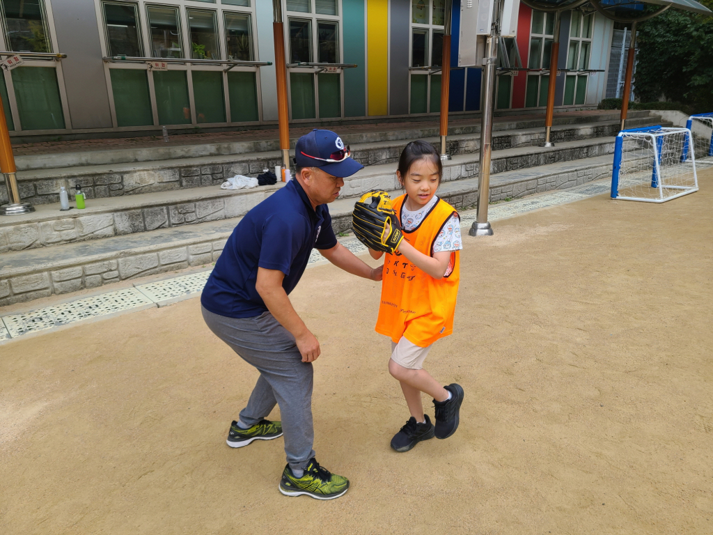 2023년 찾아가는 티볼교실 교육 모습. /사진=KBO 제공