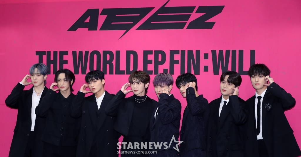 그룹 에이티즈(ATEEZ)가 1일 오전 서울 강남구 신사동 안다즈 서울 강남에서 진행된 정규 2집 '더 월드 에피소드 파이널 : 윌(THE WORLD EP FIN : WILL)' 발매 기념 기자간담회에 참석해 포즈를 취하고 있다. 2023.12.01 /사진=김창현