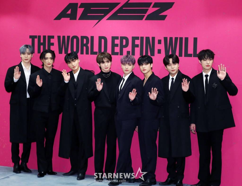 그룹 에이티즈(ATEEZ)가 1일 오전 서울 강남구 신사동 안다즈 서울 강남에서 진행된 정규 2집 '더 월드 에피소드 파이널 : 윌(THE WORLD EP FIN : WILL)' 발매 기념 기자간담회에 참석해 포즈를 취하고 있다. 2023.12.01 /사진=김창현