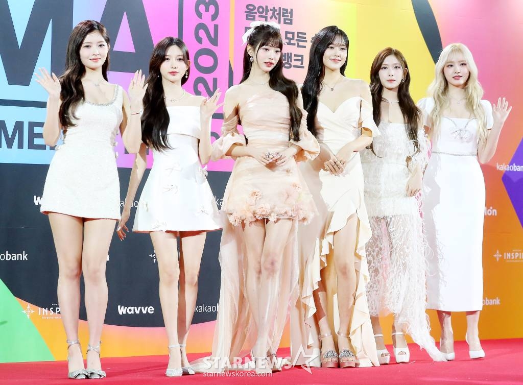걸그룹 아이브가 2일 오후 인천 중구 인스파이어 아레나에서 진행된 'MMA 2023'(제15회 멜론 뮤직어워드) 레드카펫 행사에 참석해 포즈를 취하고 있다. 2023.12.02 /사진=김창현