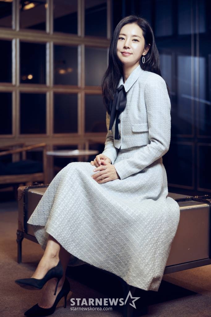 영화 '교토에서 온 편지'(감독 김민주)의 배우 한채아가 6일 진행된 인터뷰를 위해 포즈를 취하고 있다. /사진제공=판씨네마 2023.12.06 /사진=이동훈