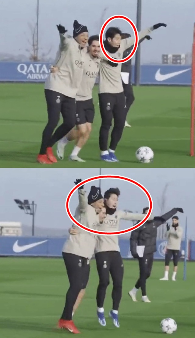 킬리안 음바페와 기뻐하는 이강인(빨간색 원). /사진=PSG SNS