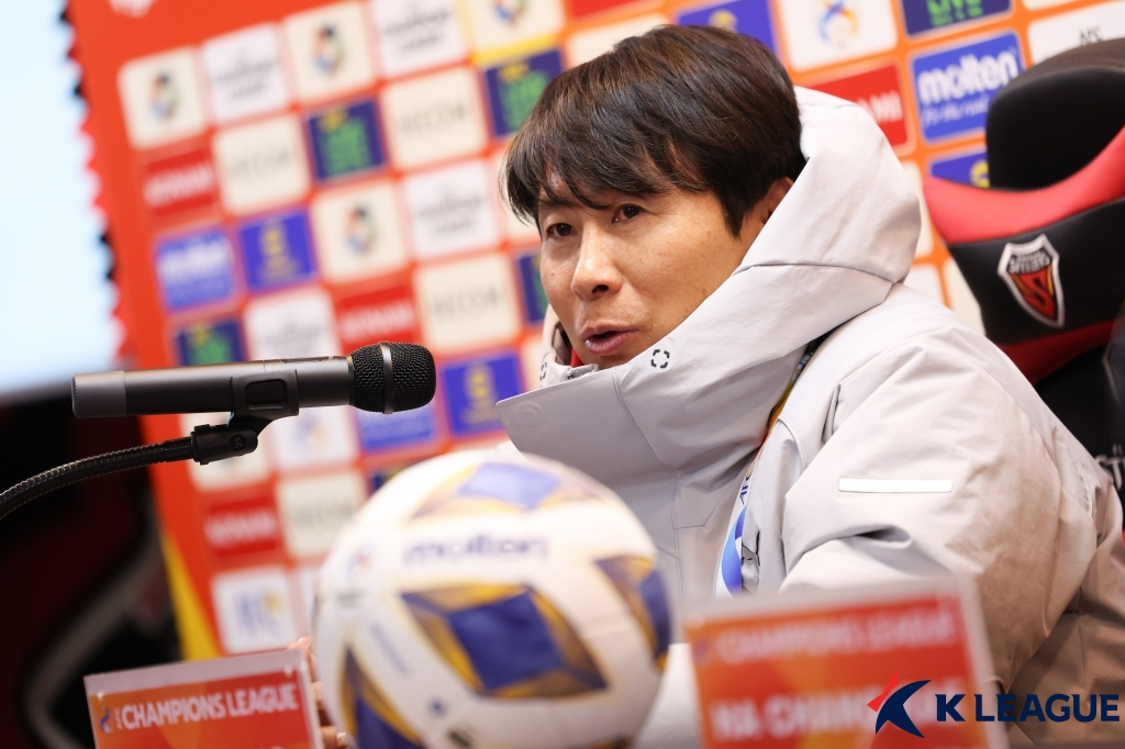 김기동 감독. /사진=한국프로축구연맹