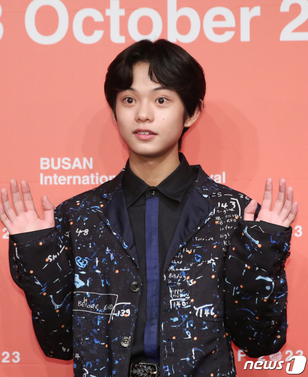 (부산=뉴스1) 권현진 기자 = 일본 배우 쿠로카와 소야가 6일 오후 부산 해운대구 KNN시어터에서 진행된 갈라 프레젠테이션 '괴물' 기자회견에서 포즈를 취하고 있다. 2023.10.7/뉴스1 Copyright (C) 뉴스1. All rights reserved. 무단 전재 및 재배포, AI학습 이용 금지.