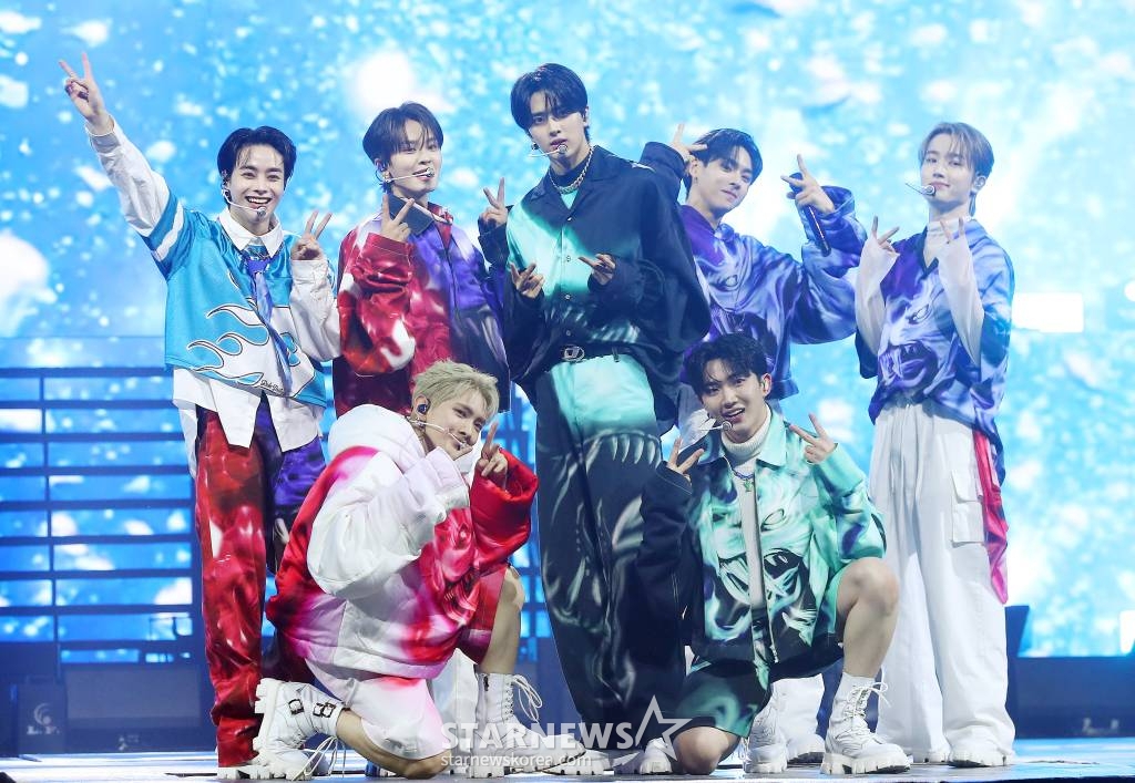 그룹 템페스트가 14일 필리핀 아레나에서 열린 '2023 아시아 아티스트 어워즈 인 필리핀'(2023 Asia Artist Awards IN THE PHILIPPINES, 이하 '2023 AAA')에서 멋진 무대를 선보이고 있다. '2023 AAA'는 스타뉴스가 주최하고 Asia Artist Awards 조직위원회, TONZ 엔터테인먼트, PULP Live World가 공동 주관한다. 그룹 아이브(IVE) 장원영, 가수 강다니엘, 그룹 제로베이스원 성한빈이 MC를 맡았다. 2023.12.14 /사진=김창현